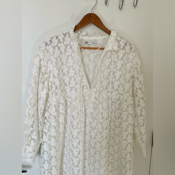 ZARA TEXTURED WEAVE MINI DRESS. WHITE. 4786/058. Size XS. Bloggers’ Favorite. - Picture 4 of 10